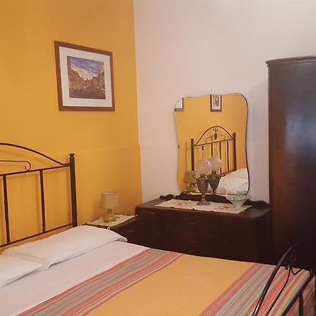 B&B Casa Paolo 퓨메프레도 디 시실리아 외부 사진