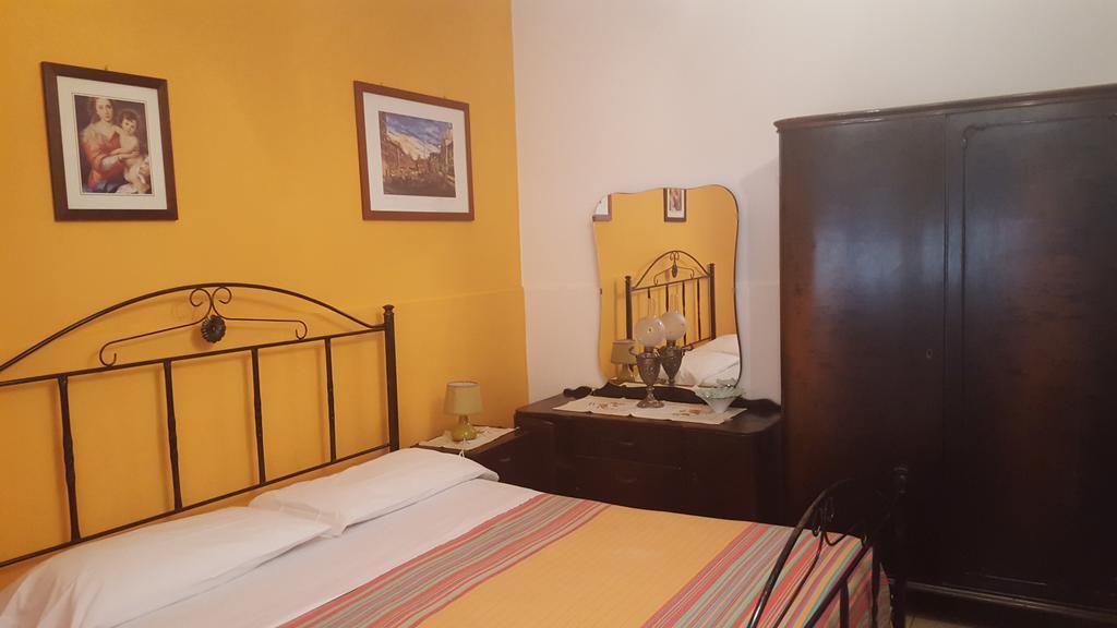 B&B Casa Paolo 퓨메프레도 디 시실리아 외부 사진